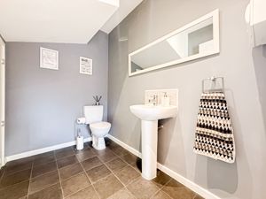 Photo 9- click for photo gallery